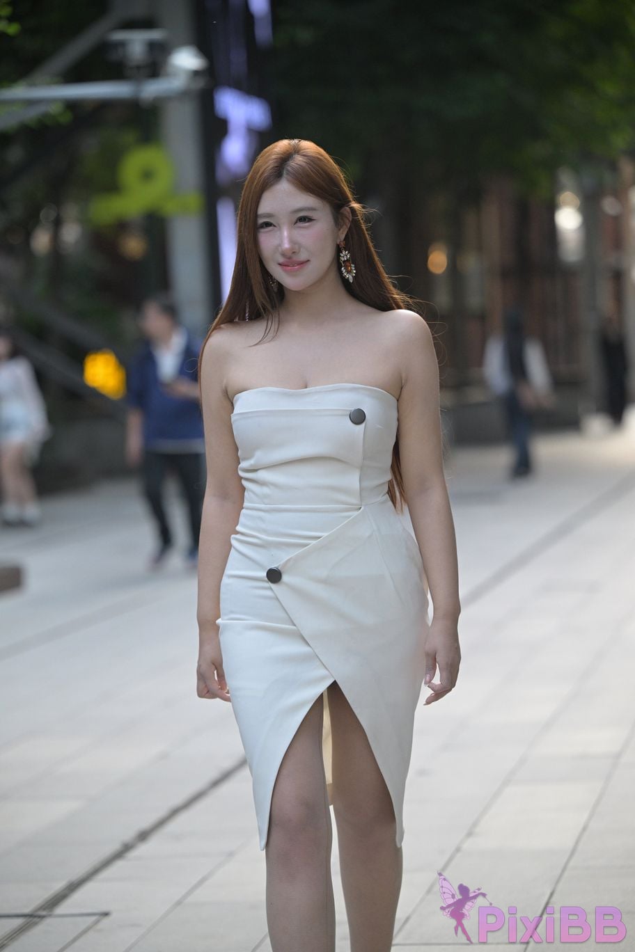 Featured Street Photography Works No.5690 Beautiful legs in white skirt Yuki PixiBB.COM 201