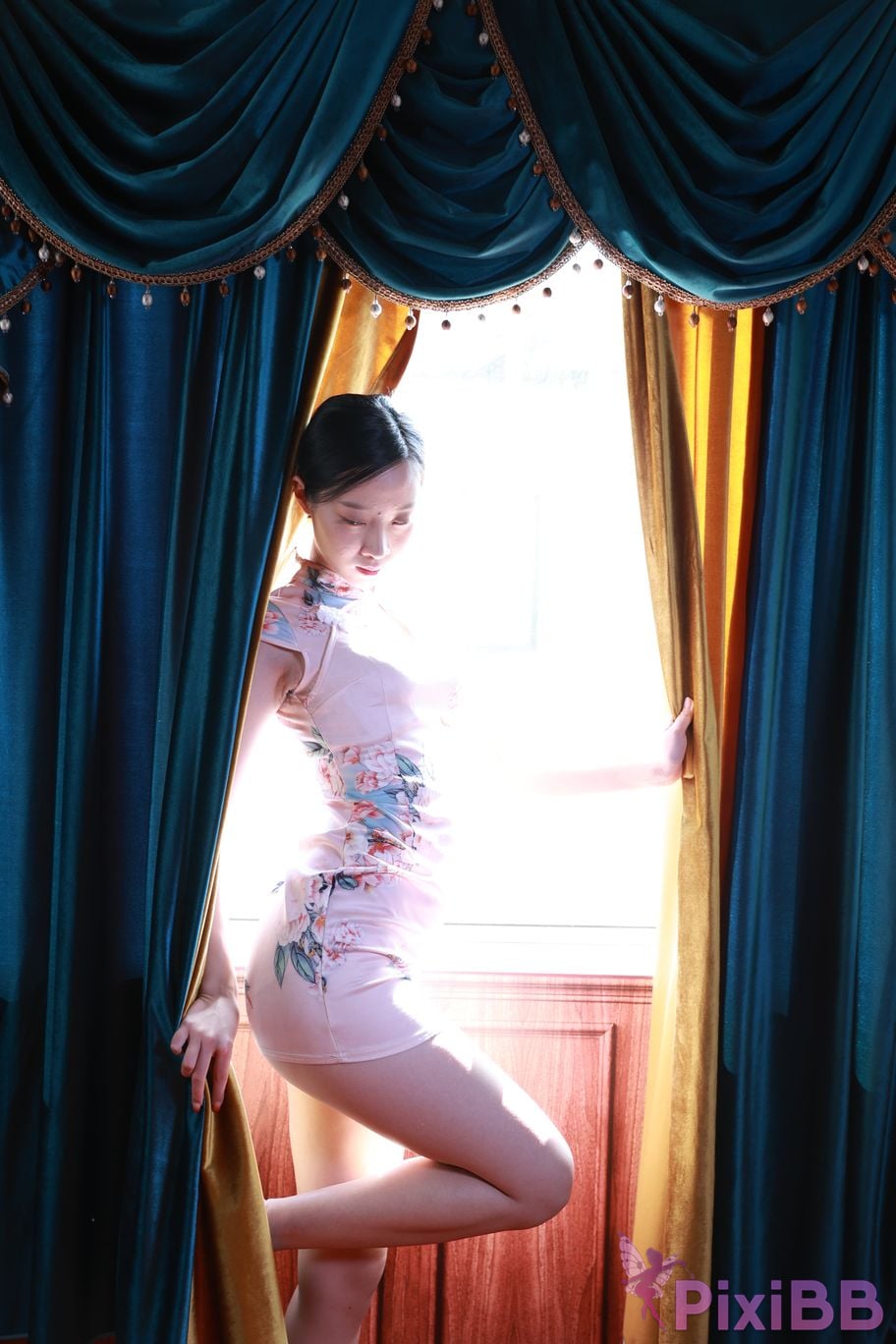 Private Photoshoot Zhang Xin Ladyly temperament cheongsam royal sister Full scale room shooting collection PixiBB.COM 039.JPG