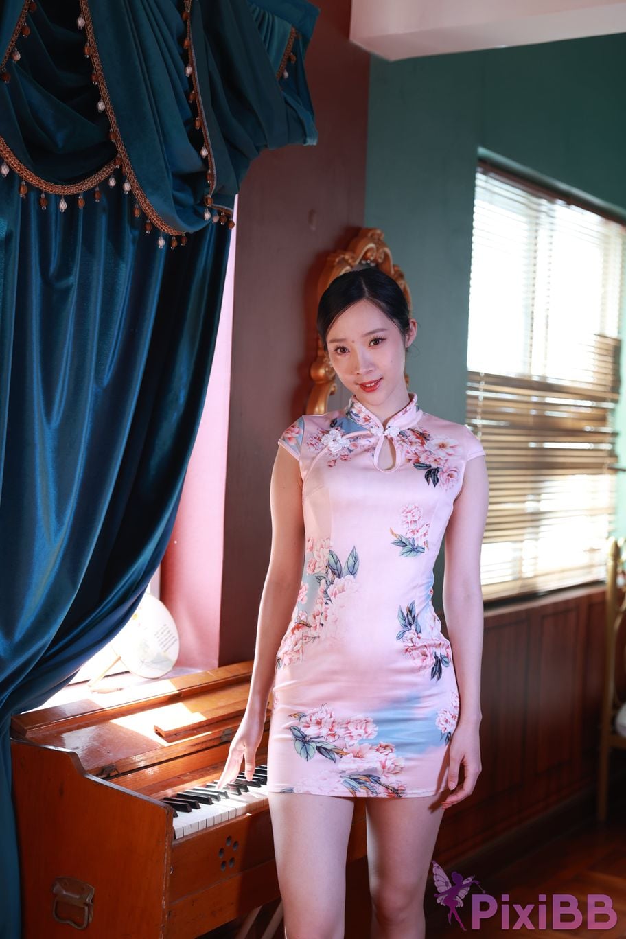 Private Photoshoot Zhang Xin Ladyly temperament cheongsam royal sister Full scale room shooting collection PixiBB.COM 046.JPG