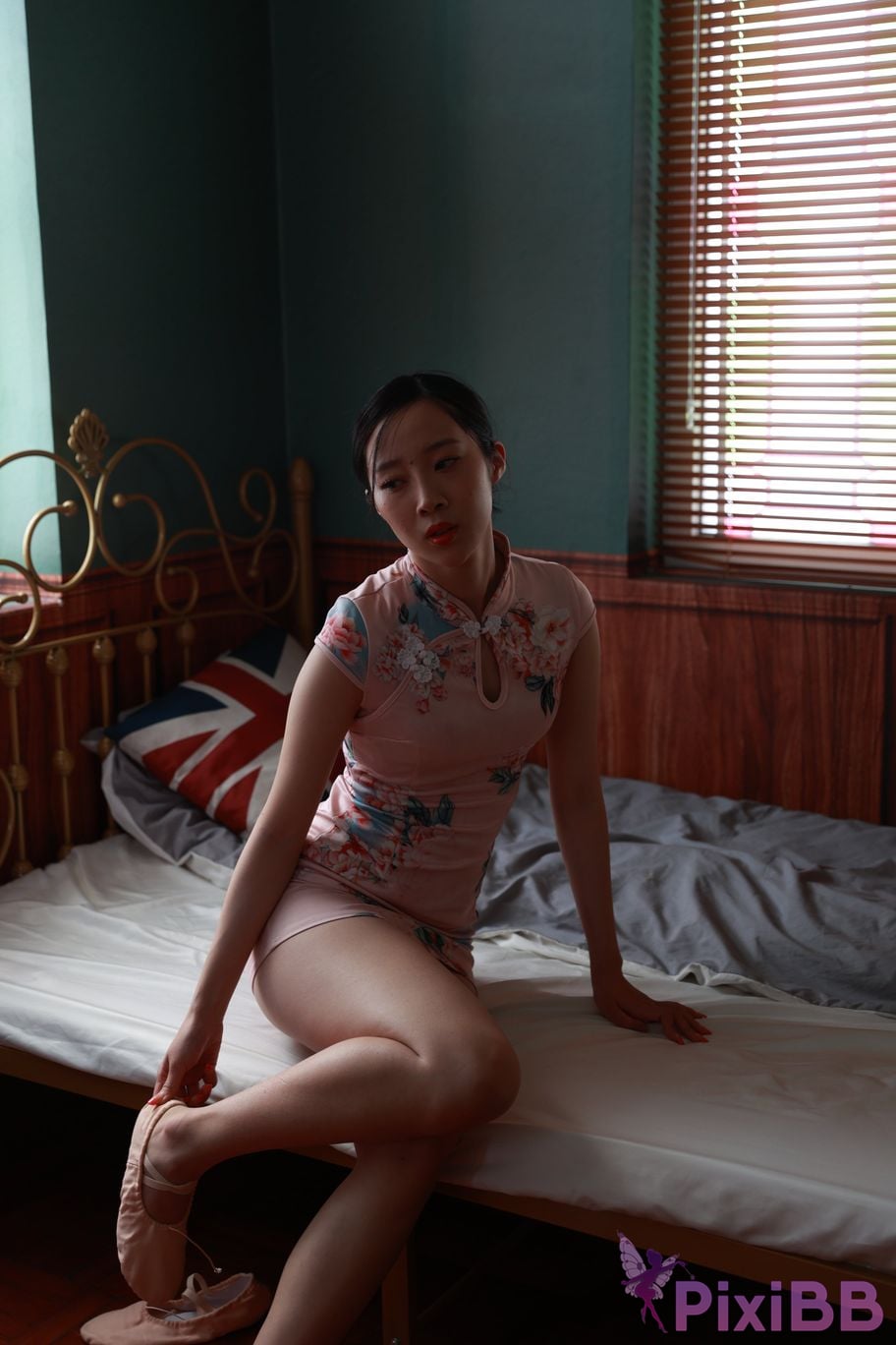 Private Photoshoot Zhang Xin Ladyly temperament cheongsam royal sister Full scale room shooting collection PixiBB.COM 072.JPG