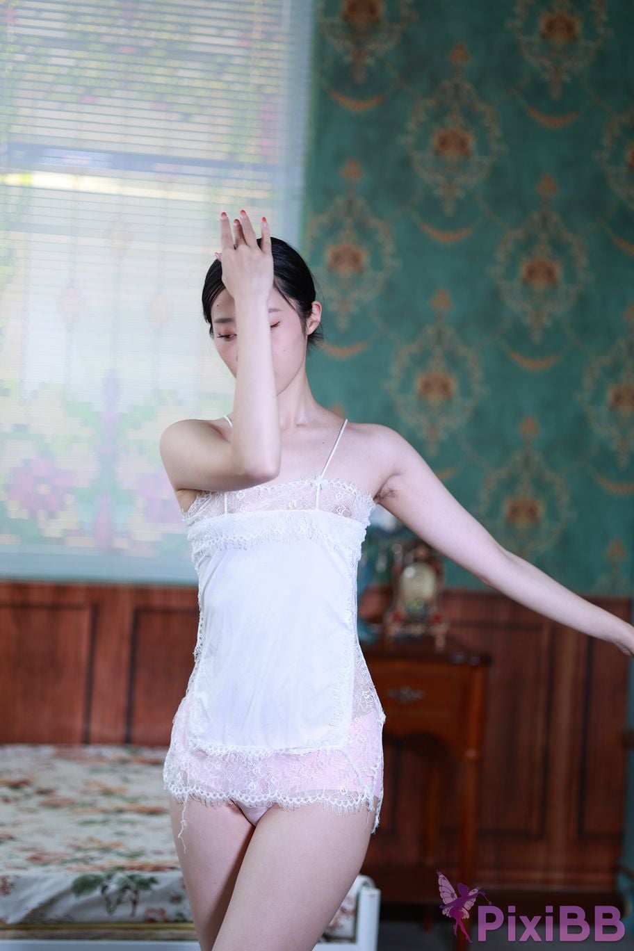 Private Photoshoot Zhang Xin Ladyly temperament cheongsam royal sister Full scale room shooting collection PixiBB.COM 098.JPG