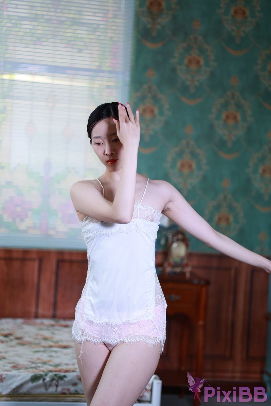Private Photoshoot Zhang Xin Ladyly temperament cheongsam royal sister Full scale room shooting collection PixiBB.COM 099.JPG