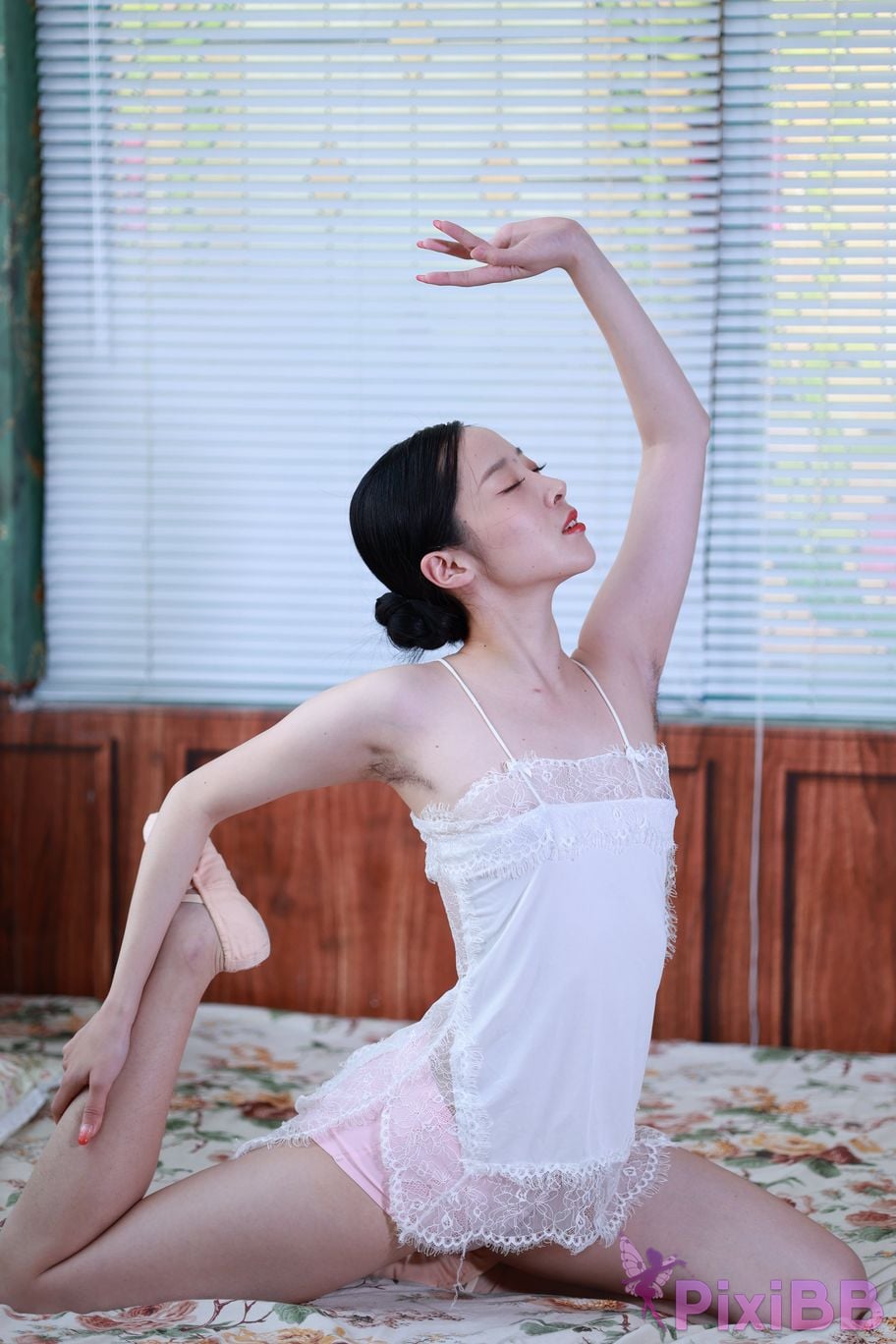 Private Photoshoot Zhang Xin Ladyly temperament cheongsam royal sister Full scale room shooting collection PixiBB.COM 104.JPG