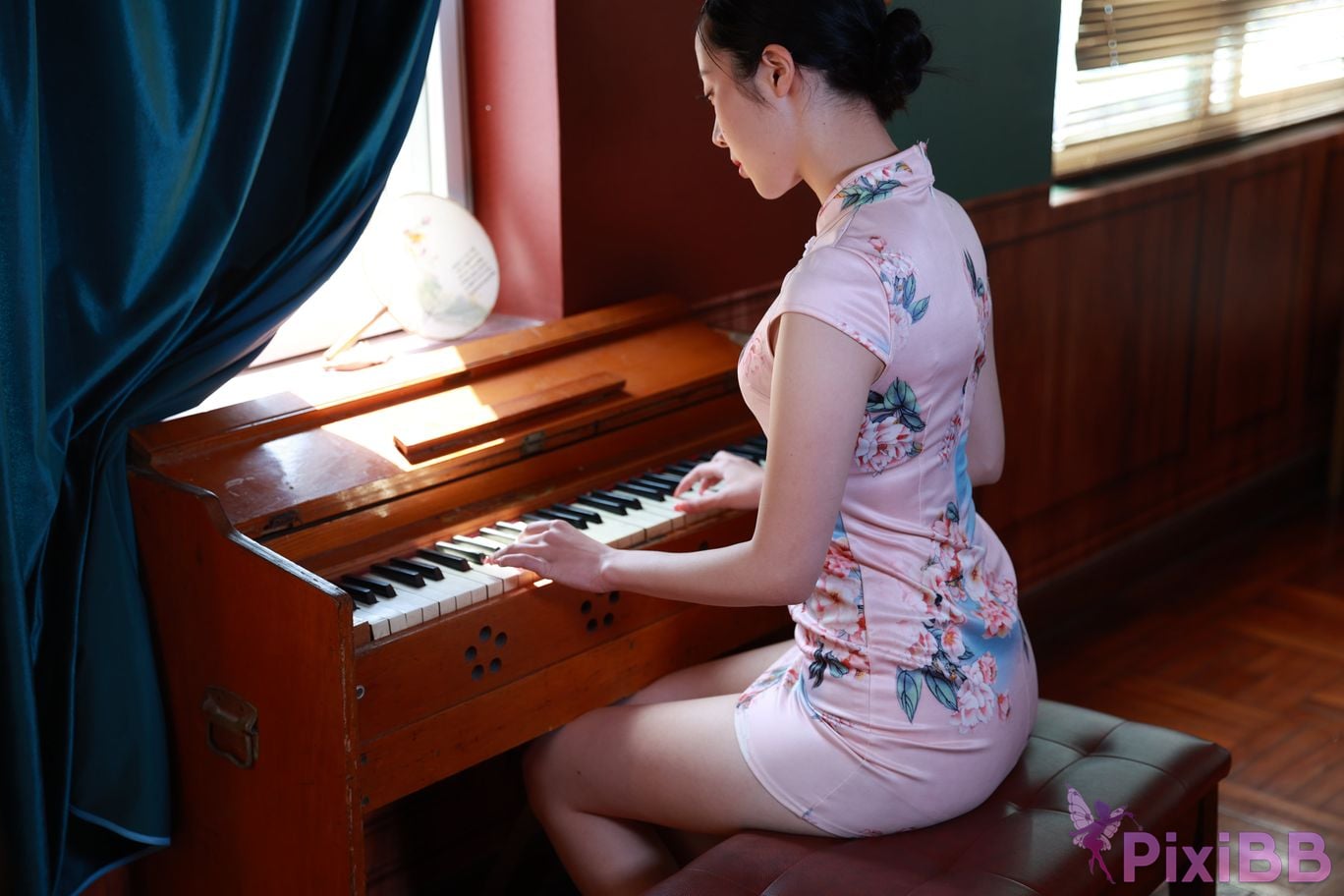 Private Photoshoot Zhang Xin Ladyly temperament cheongsam royal sister Full scale room shooting collection PixiBB.COM 112.JPG