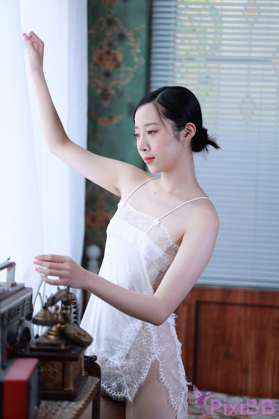 Private Photoshoot Zhang Xin Ladyly temperament cheongsam royal sister Full scale room shooting collection PixiBB.COM 170.JPG