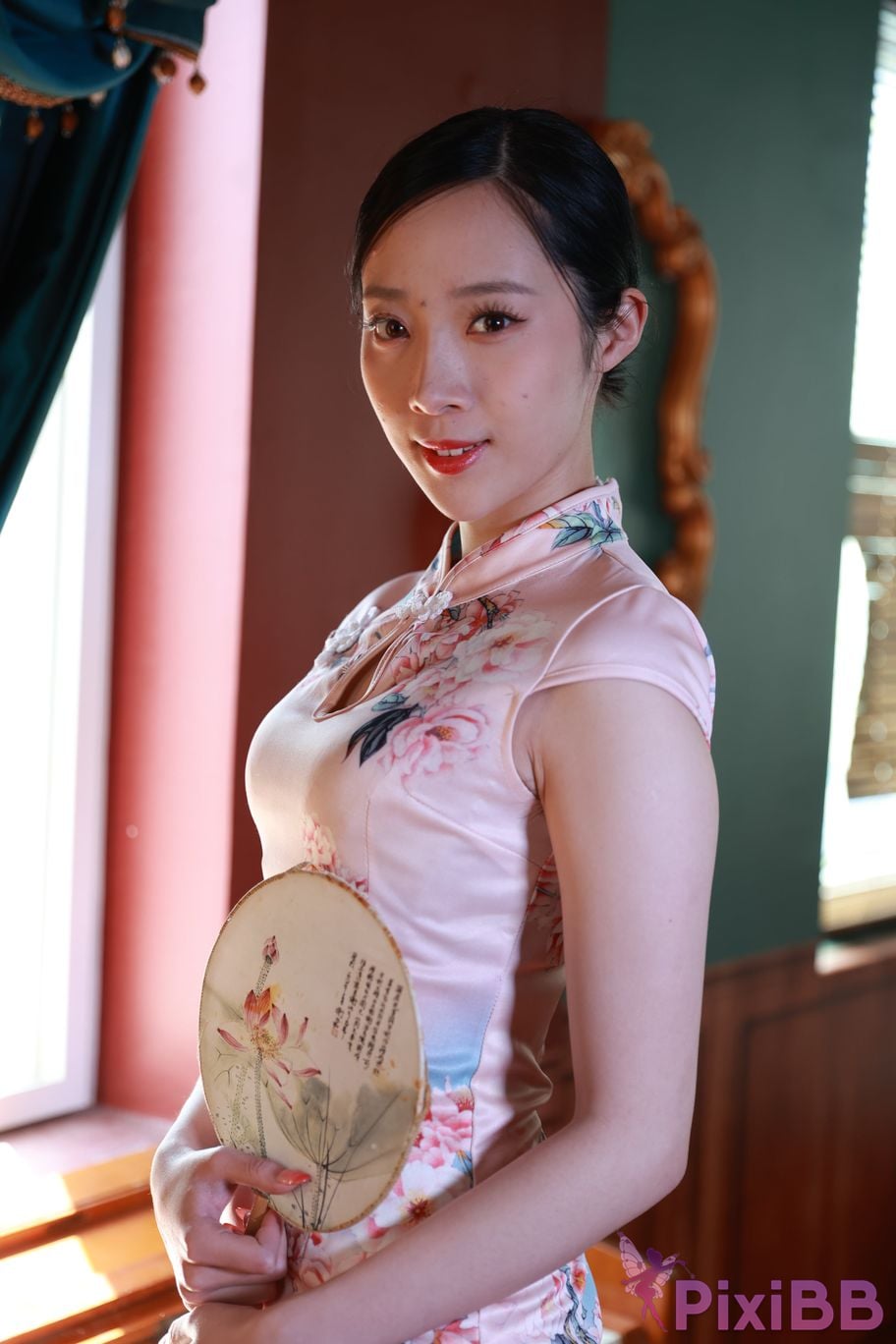 Private Photoshoot Zhang Xin Ladyly temperament cheongsam royal sister Full scale room shooting collection PixiBB.COM 190.JPG