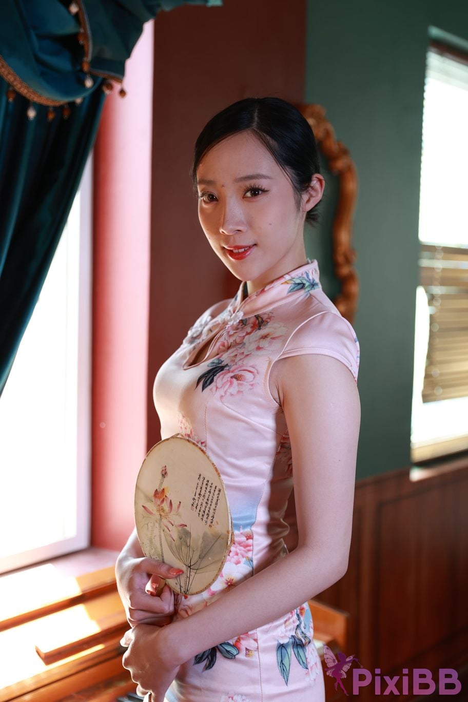 Private Photoshoot Zhang Xin Ladyly temperament cheongsam royal sister Full scale room shooting collection PixiBB.COM 201.JPG