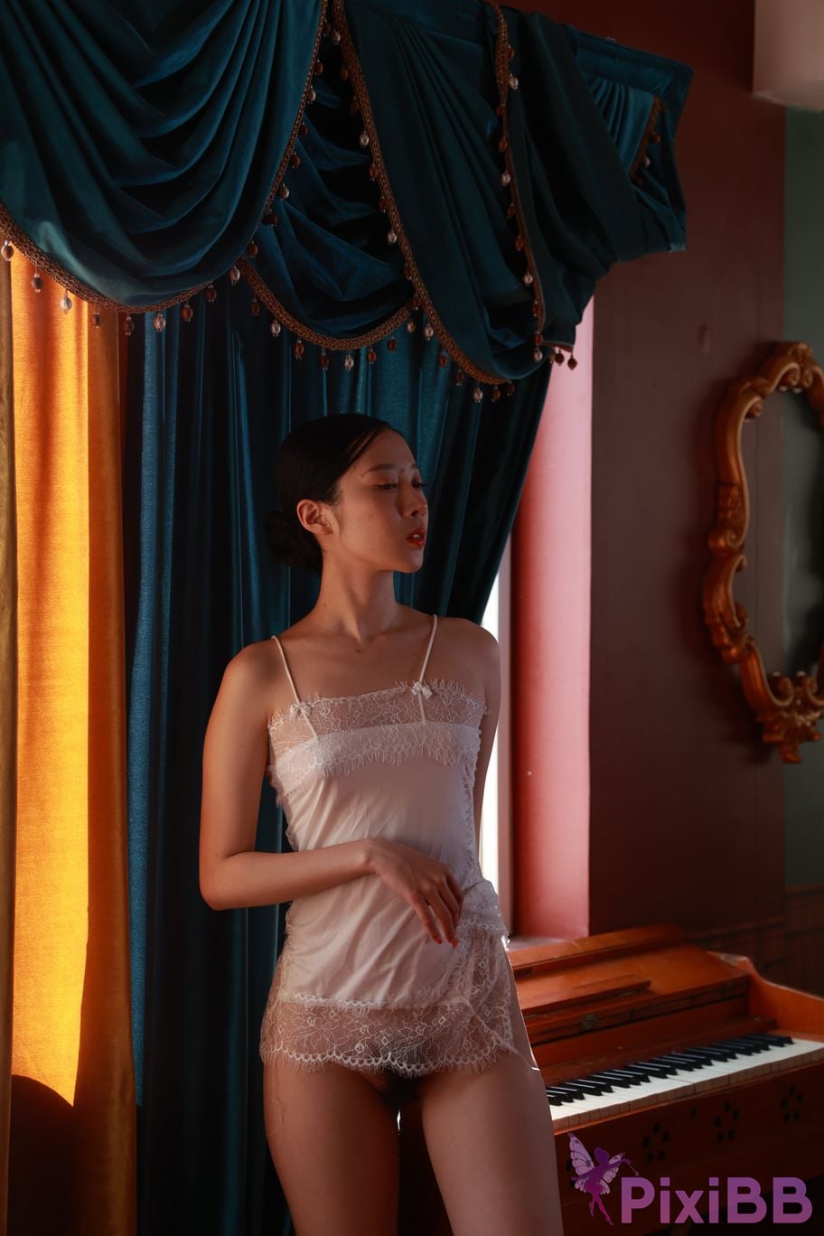 Private Photoshoot Zhang Xin Ladyly temperament cheongsam royal sister Full scale room shooting collection PixiBB.COM 234.JPG