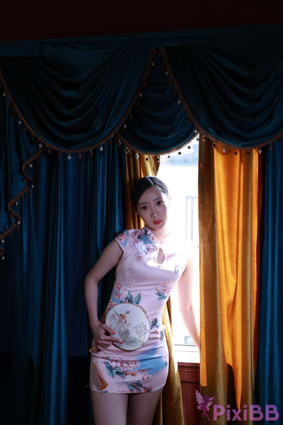 Private Photoshoot Zhang Xin Ladyly temperament cheongsam royal sister Full scale room shooting collection PixiBB.COM 635.JPG