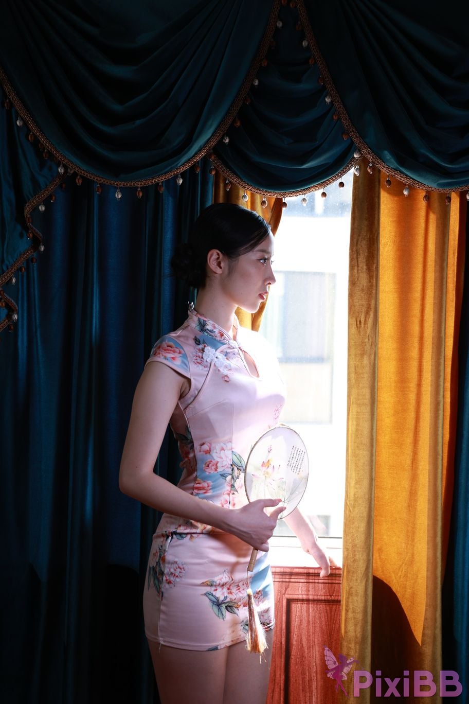 Private Photoshoot Zhang Xin Ladyly temperament cheongsam royal sister Full scale room shooting collection PixiBB.COM 647.JPG