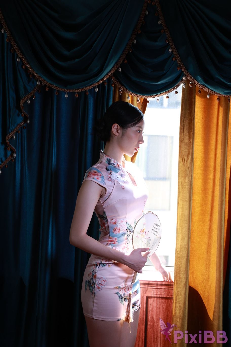 Private Photoshoot Zhang Xin Ladyly temperament cheongsam royal sister Full scale room shooting collection PixiBB.COM 649.JPG
