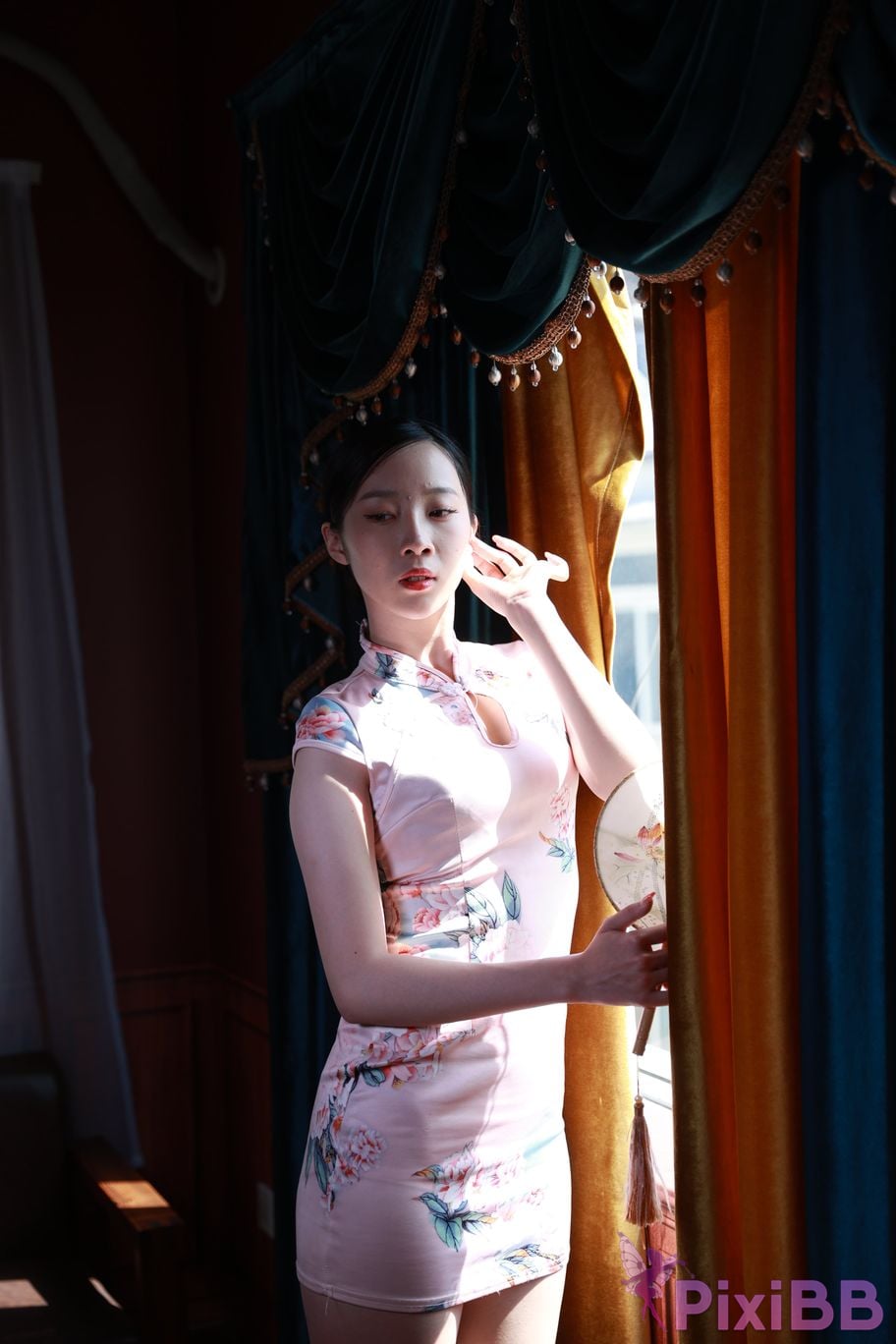 Private Photoshoot Zhang Xin Ladyly temperament cheongsam royal sister Full scale room shooting collection PixiBB.COM 652.JPG