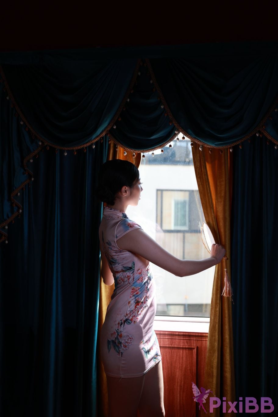 Private Photoshoot Zhang Xin Ladyly temperament cheongsam royal sister Full scale room shooting collection PixiBB.COM 662.JPG