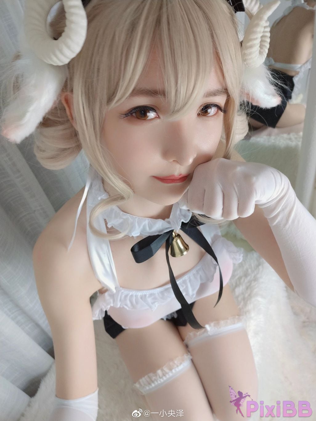 Coser yixiaoyangze PixiBB.COM 037