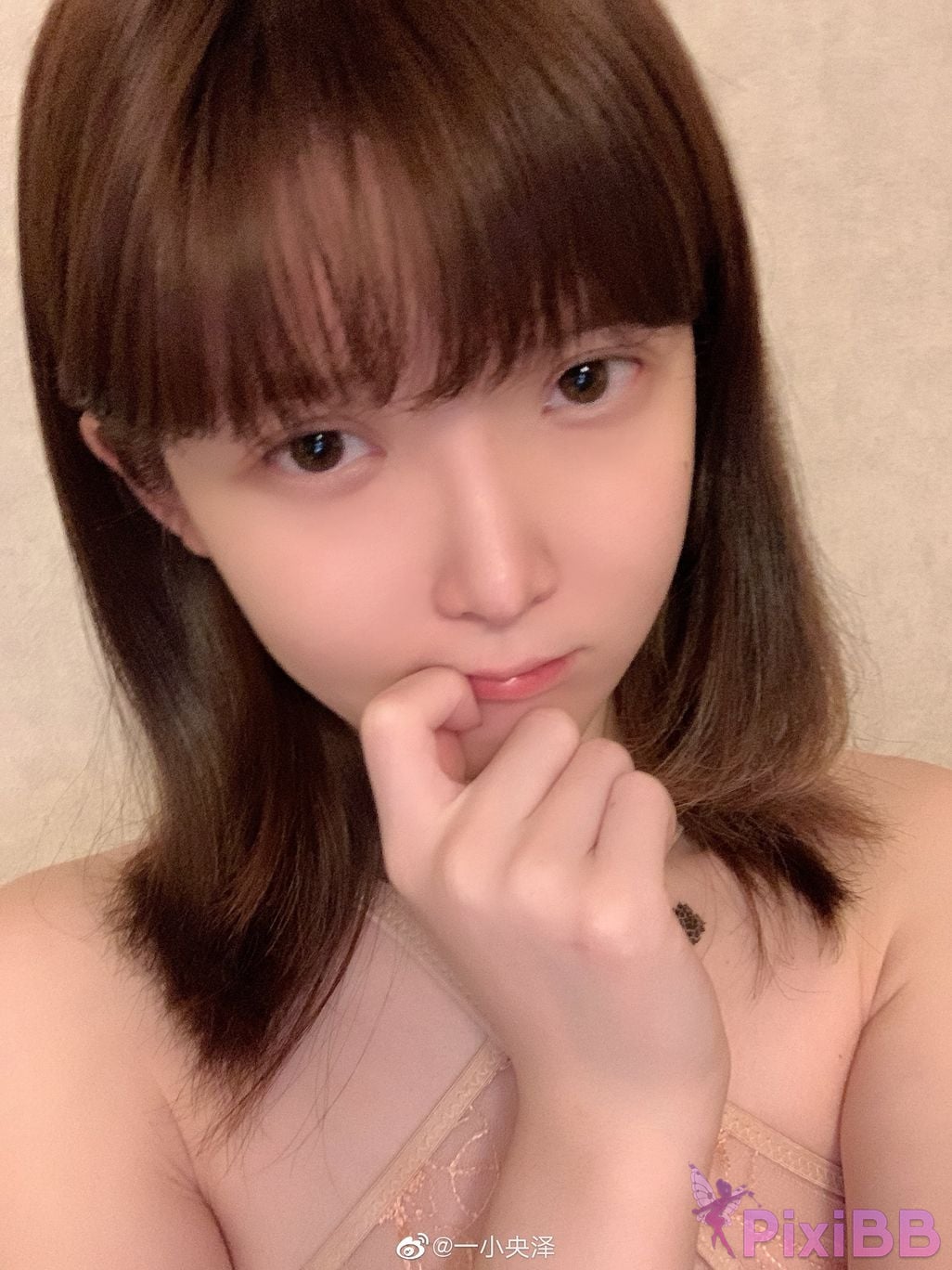 Coser yixiaoyangze PixiBB.COM 116