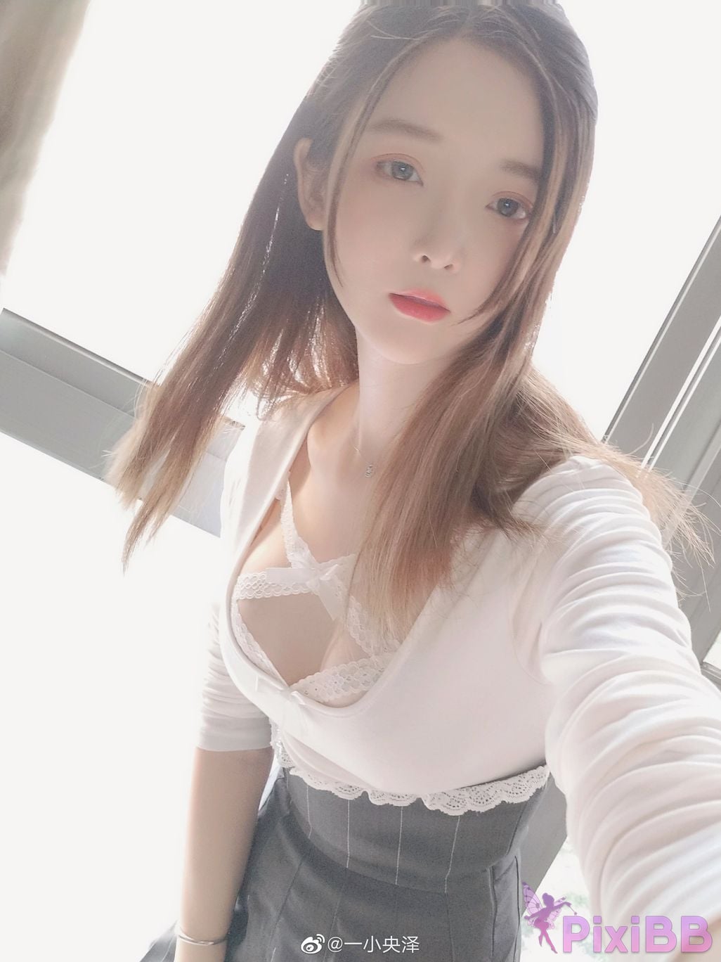 Coser yixiaoyangze PixiBB.COM 141