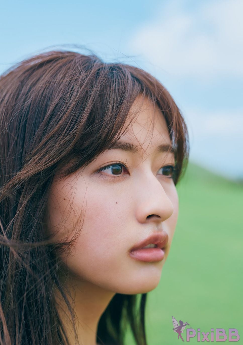Japanese Idol Rina Saito 1st photo book color PixiBB.COM 050