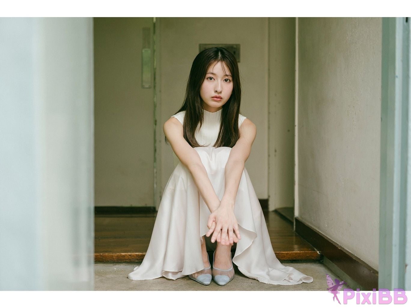 Japanese Idol Rina Saito Can I stare at you forever PARADE digital photo book PixiBB.COM 002
