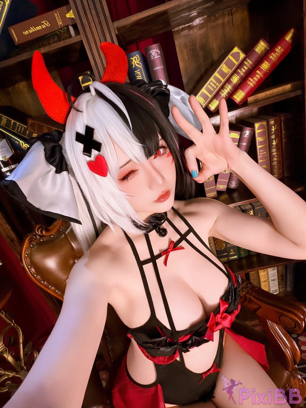 Cosplayer The star is late Hoshilily 2026 Year 06 monthly plan heterocyclic ring Requiem Raw hide Doujin PixiBB.COM 014