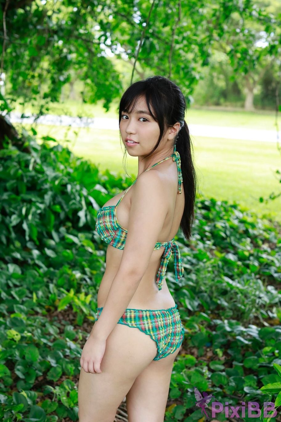 Japanese Idol Yuno Ohara F cup dripping water Yanmaga digital photo book PixiBB.COM 032