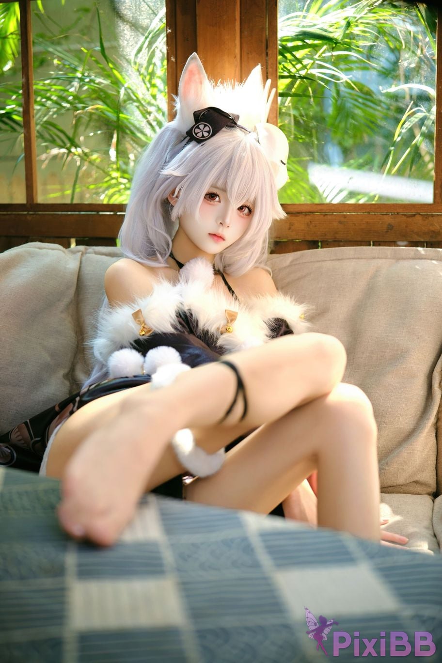 Cosplayer Jiuqi Meow Lafite Bunny City Lord PixiBB.COM 001