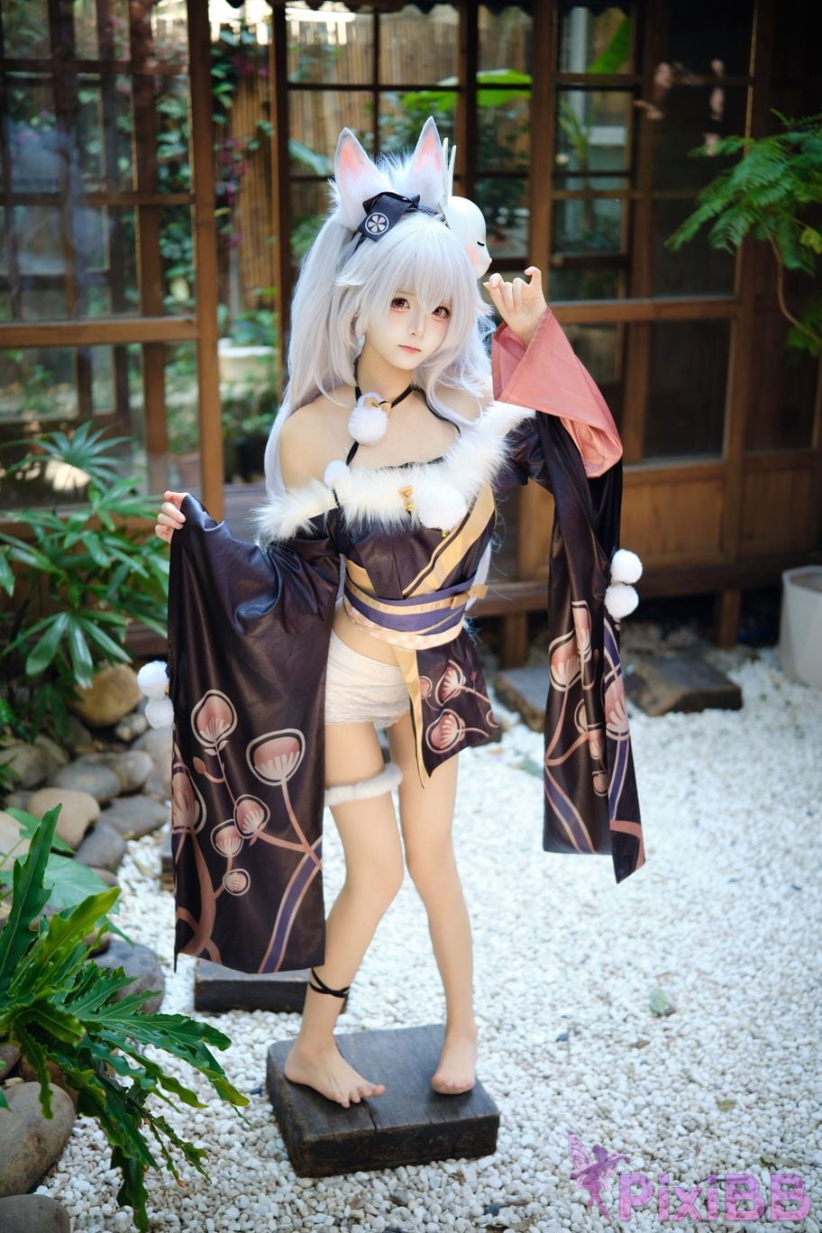 Cosplayer Jiuqi Meow Lafite Bunny City Lord PixiBB.COM 007