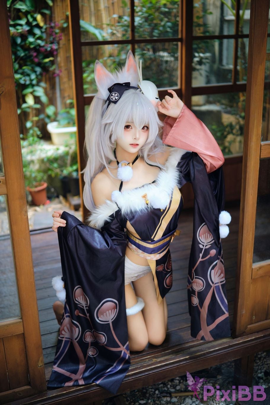 Cosplayer Jiuqi Meow Lafite Bunny City Lord PixiBB.COM 014