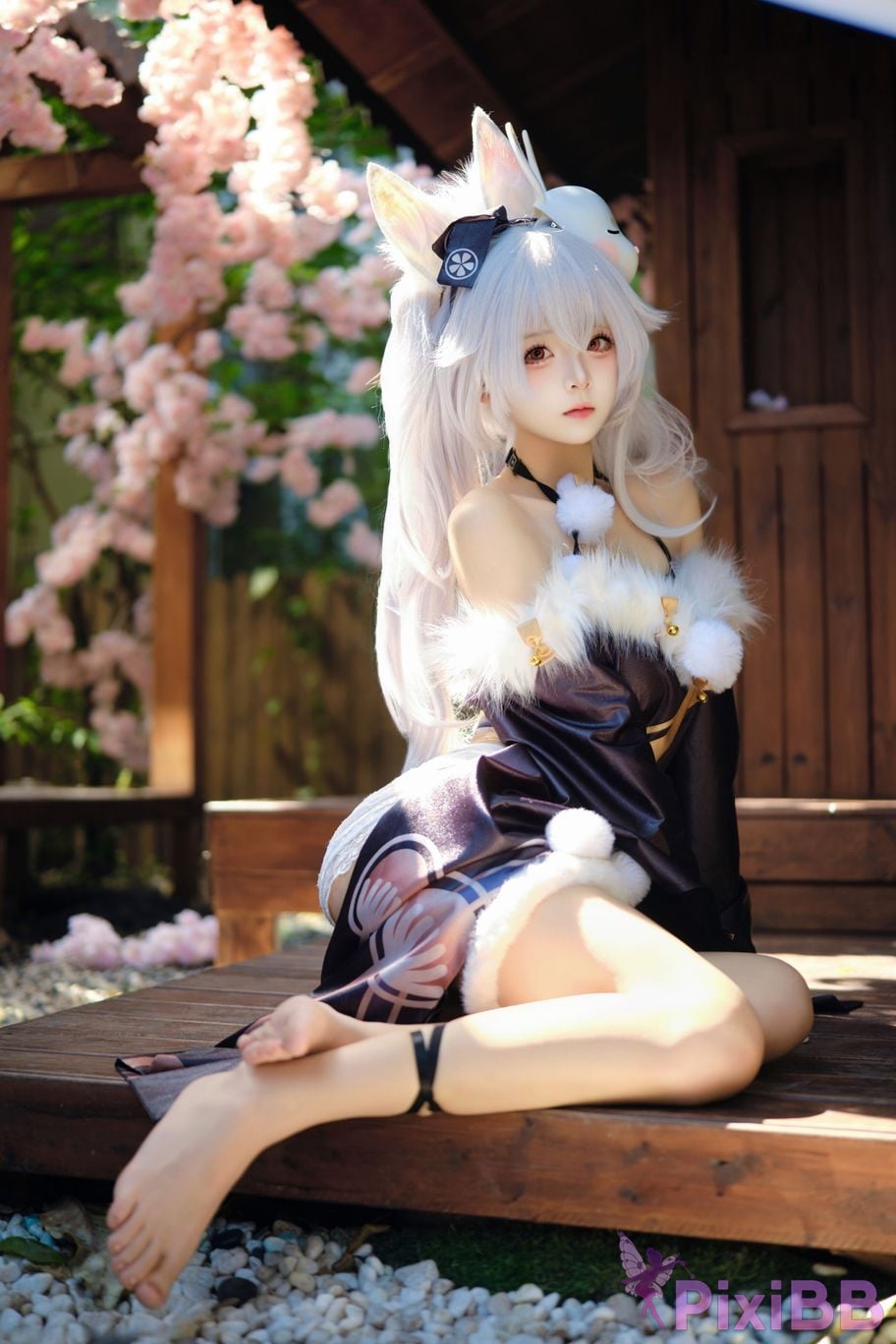 Cosplayer Jiuqi Meow Lafite Bunny City Lord PixiBB.COM 030
