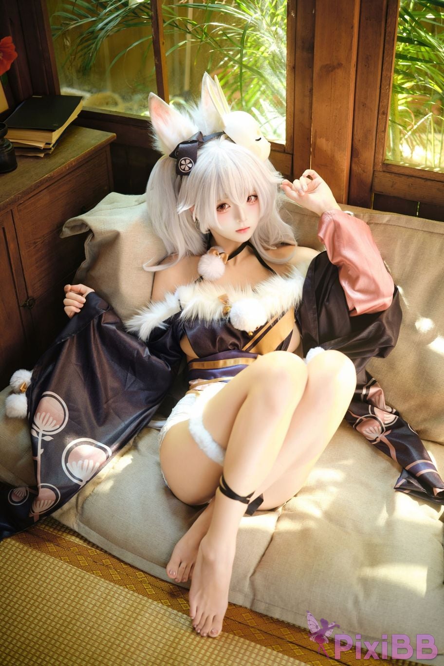Cosplayer Jiuqi Meow Lafite Bunny City Lord PixiBB.COM 032
