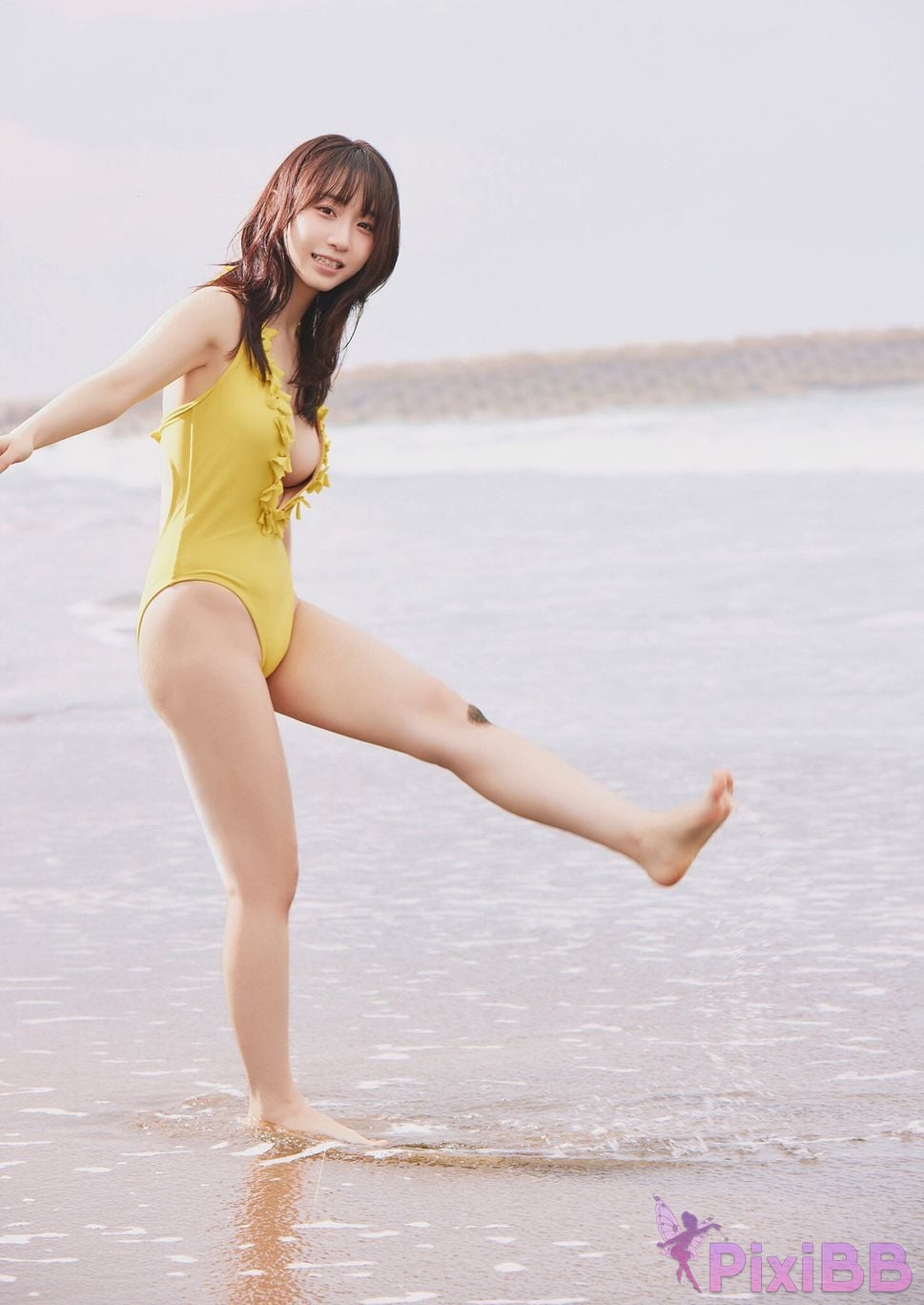 Japanese Idol Moe Iori Wind waiting time PixiBB.COM 016