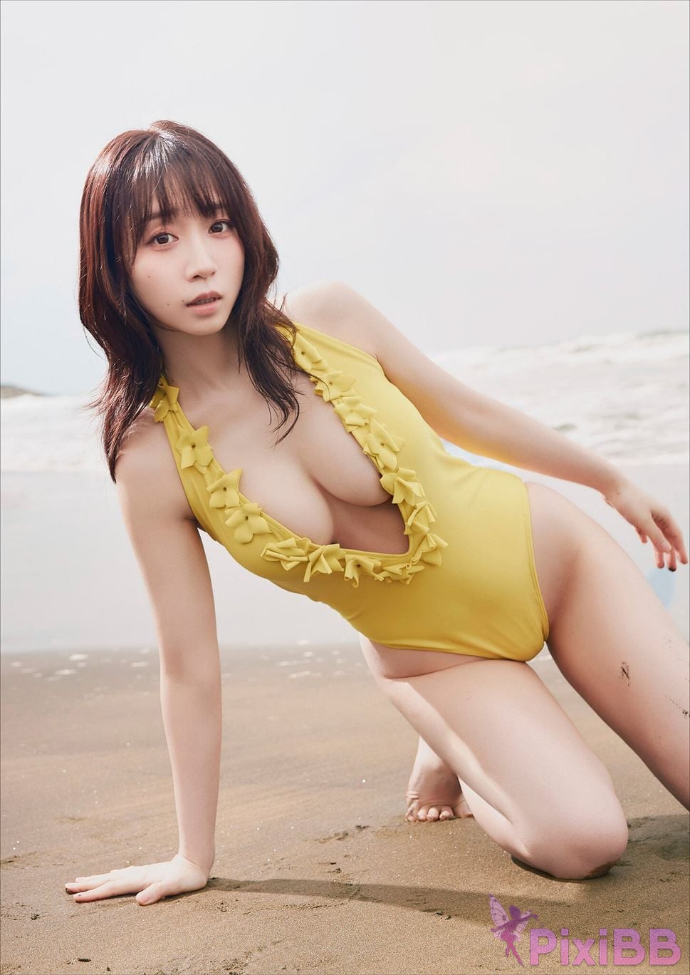 Japanese Idol Moe Iori Wind waiting time PixiBB.COM 018