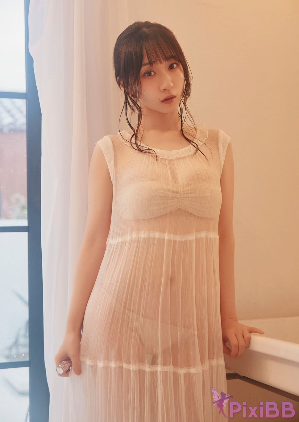 Japanese Idol Moe Iori Wind waiting time PixiBB.COM 045