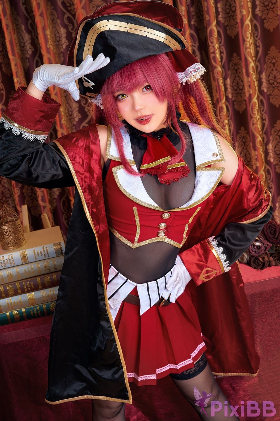 Coser ZinieQ Hololive Marine Houshou PixiBB.COM 010