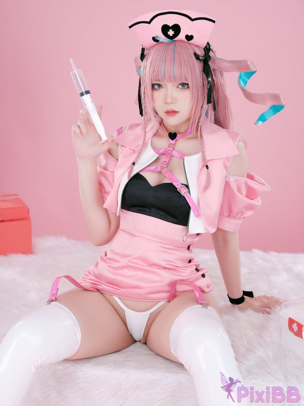 Coser ZinieQ Hololive Aqua Minato PixiBB.COM 005