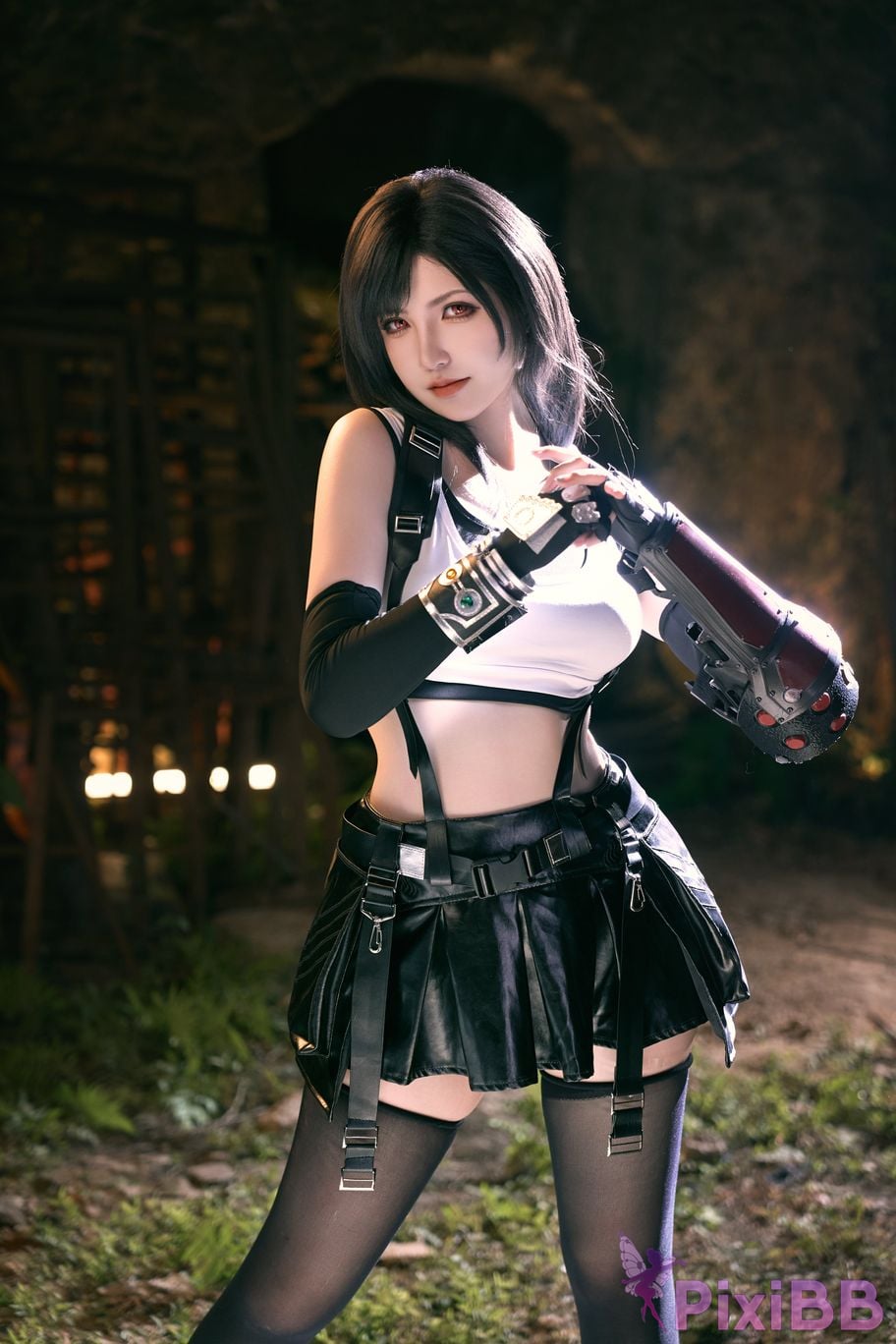 Cosplayer Axun kaOri final fantasy Tifa PixiBB.COM 004