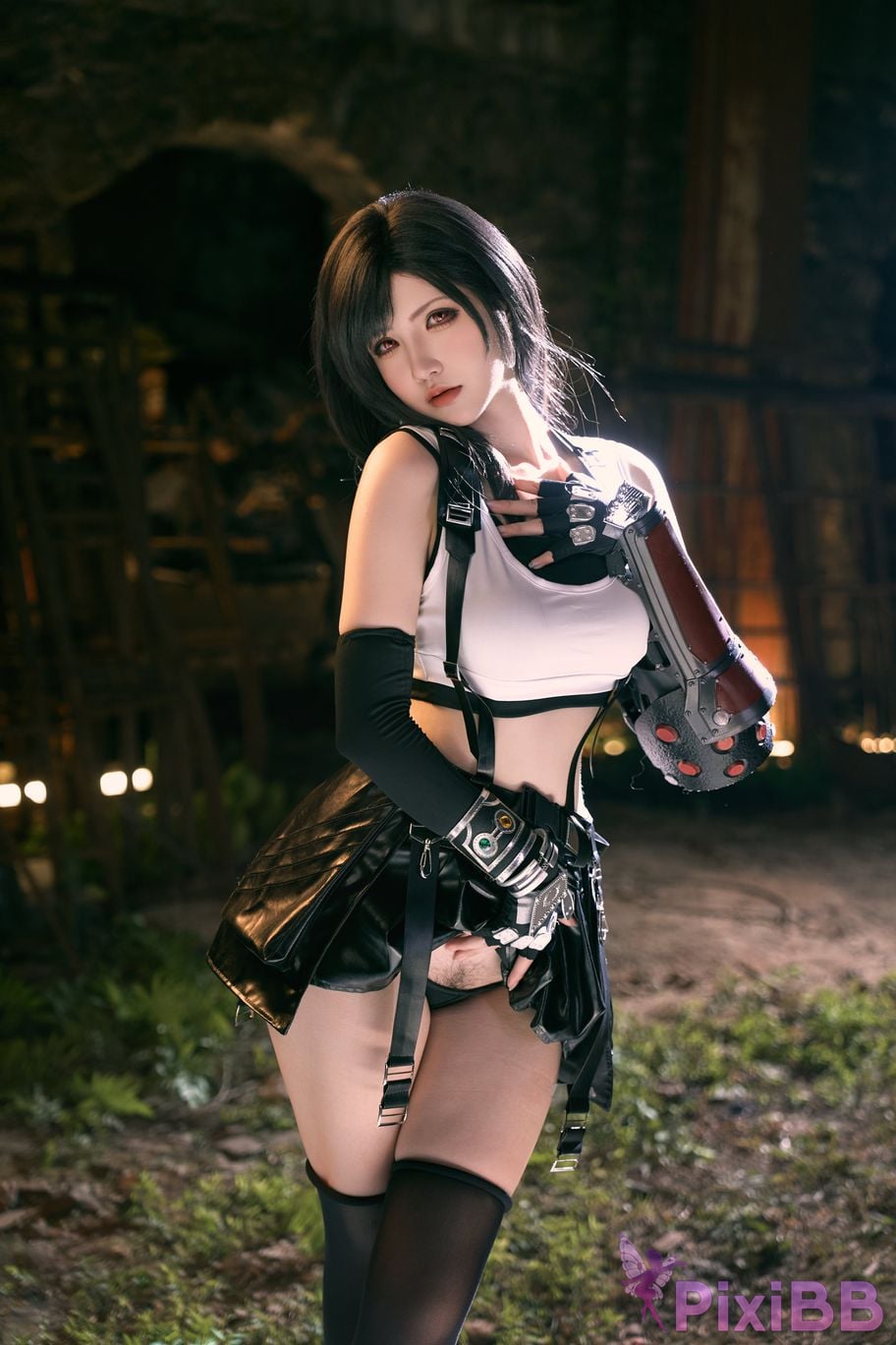 Cosplayer Axun kaOri final fantasy Tifa PixiBB.COM 011