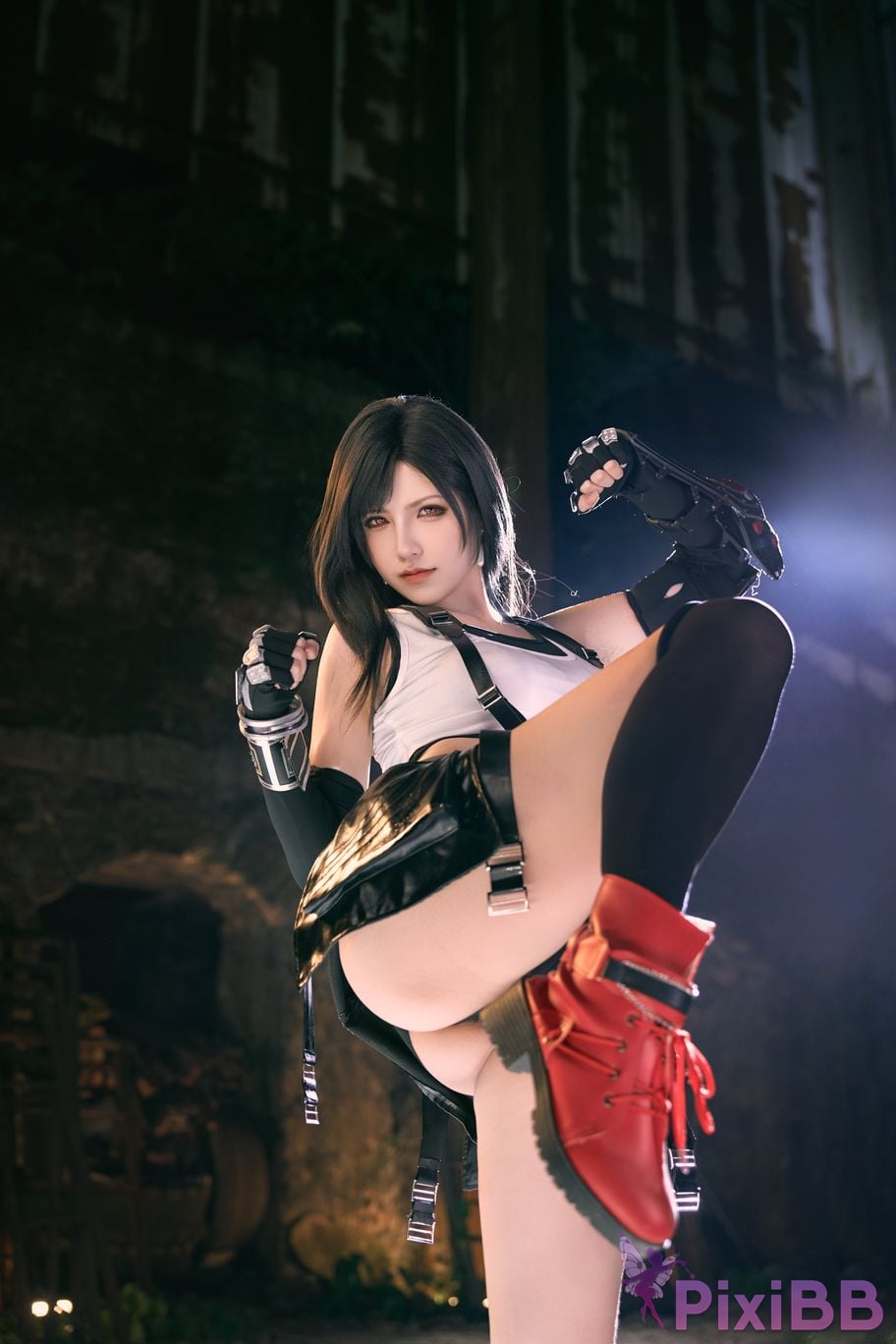 Cosplayer Axun kaOri final fantasy Tifa PixiBB.COM 015