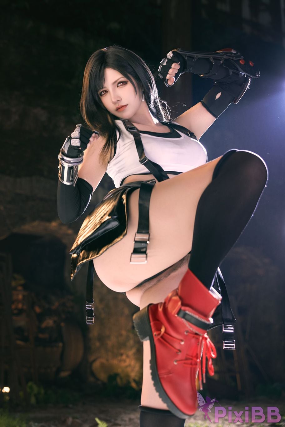 Cosplayer Axun kaOri final fantasy Tifa PixiBB.COM 017