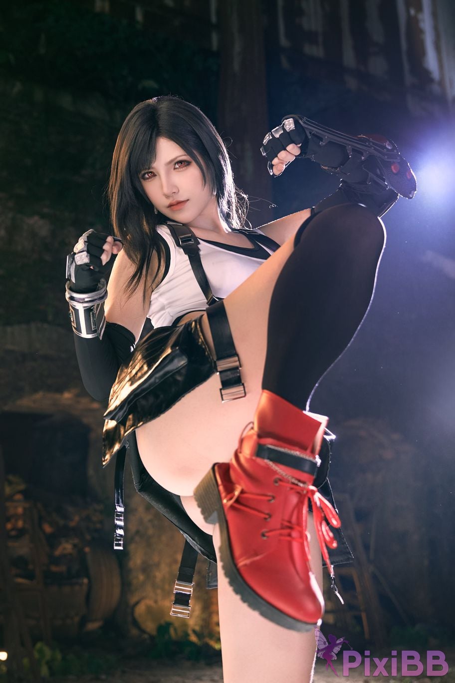 Cosplayer Axun kaOri final fantasy Tifa PixiBB.COM 018