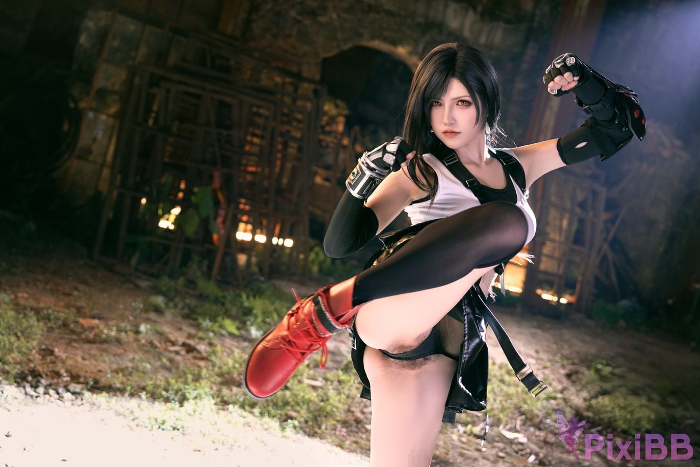Cosplayer Axun kaOri final fantasy Tifa PixiBB.COM 027