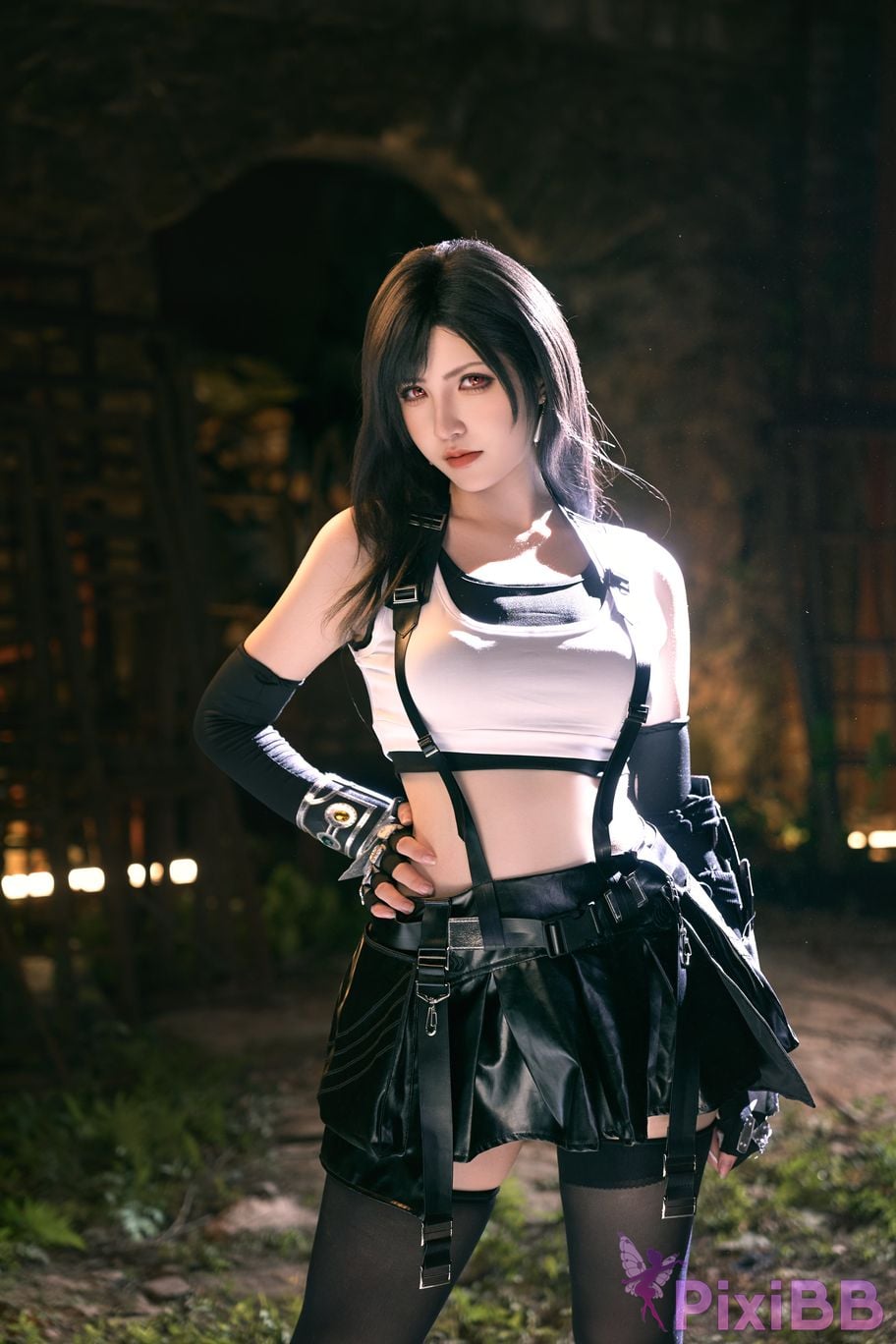 Cosplayer Axun kaOri final fantasy Tifa PixiBB.COM 034
