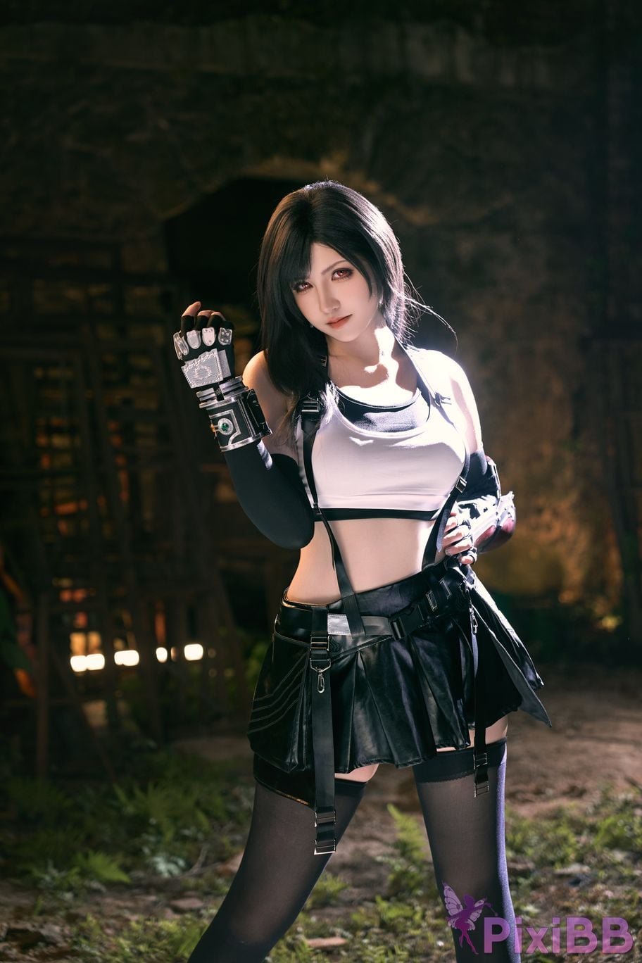 Cosplayer Axun kaOri final fantasy Tifa PixiBB.COM 045