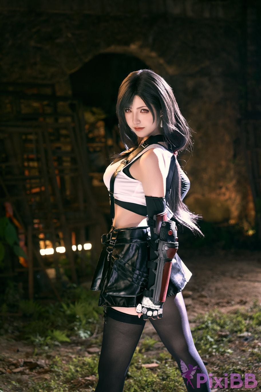 Cosplayer Axun kaOri final fantasy Tifa PixiBB.COM 056