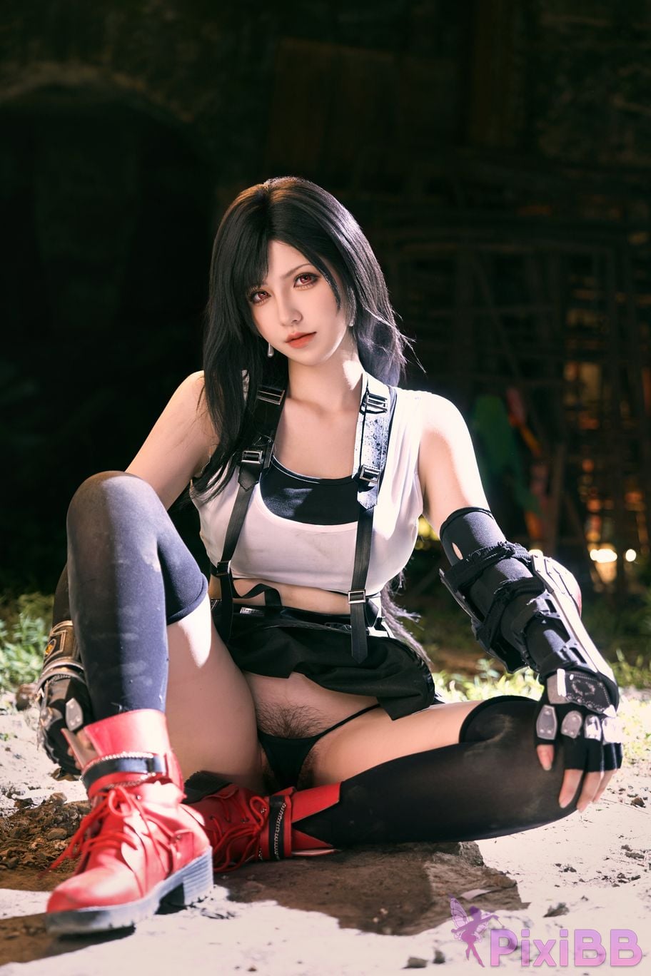 Cosplayer Axun kaOri final fantasy Tifa PixiBB.COM 075