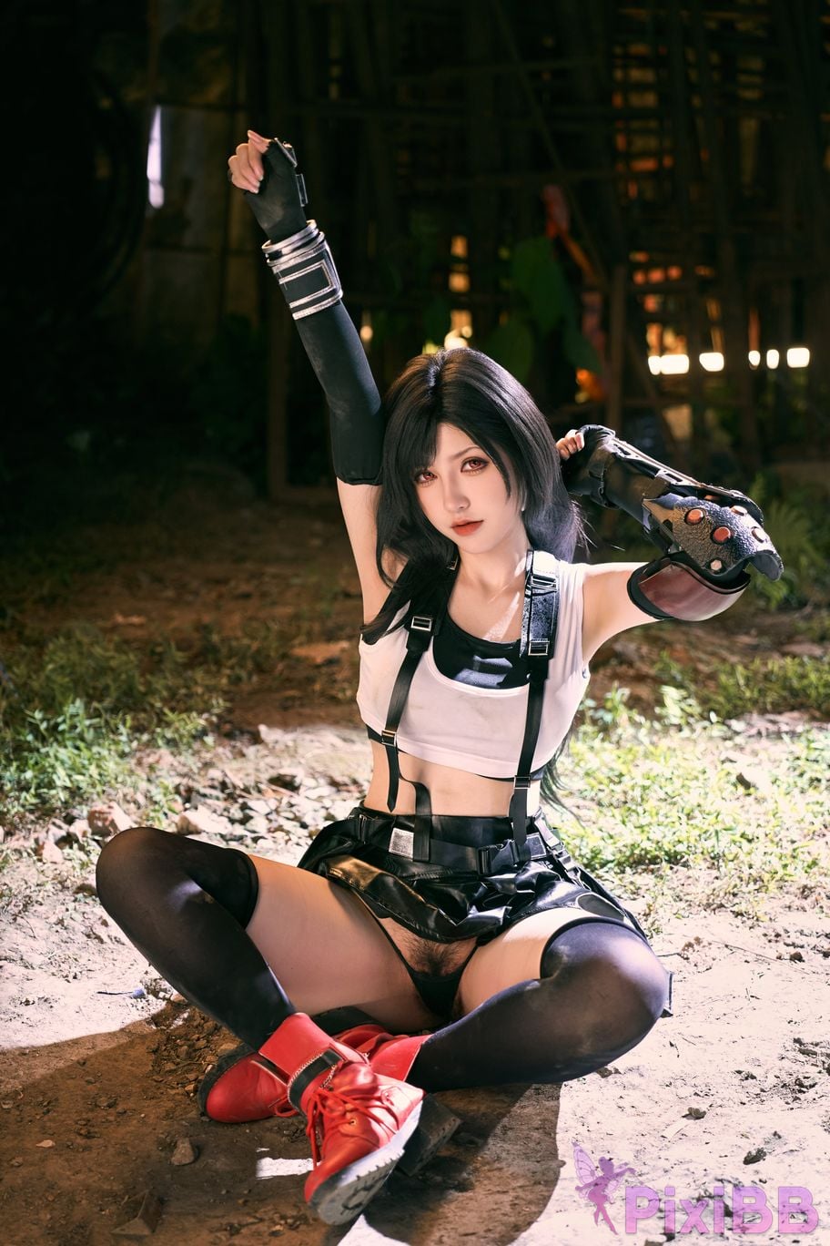 Cosplayer Axun kaOri final fantasy Tifa PixiBB.COM 082