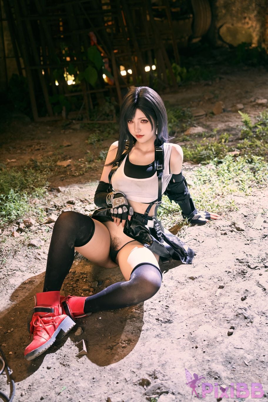 Cosplayer Axun kaOri final fantasy Tifa PixiBB.COM 084