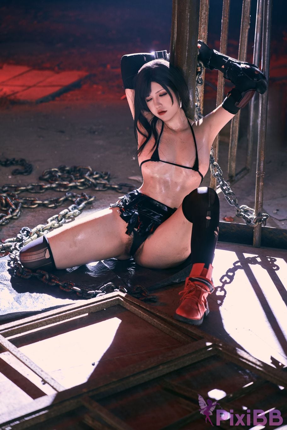 Cosplayer Axun kaOri final fantasy Tifa PixiBB.COM 134