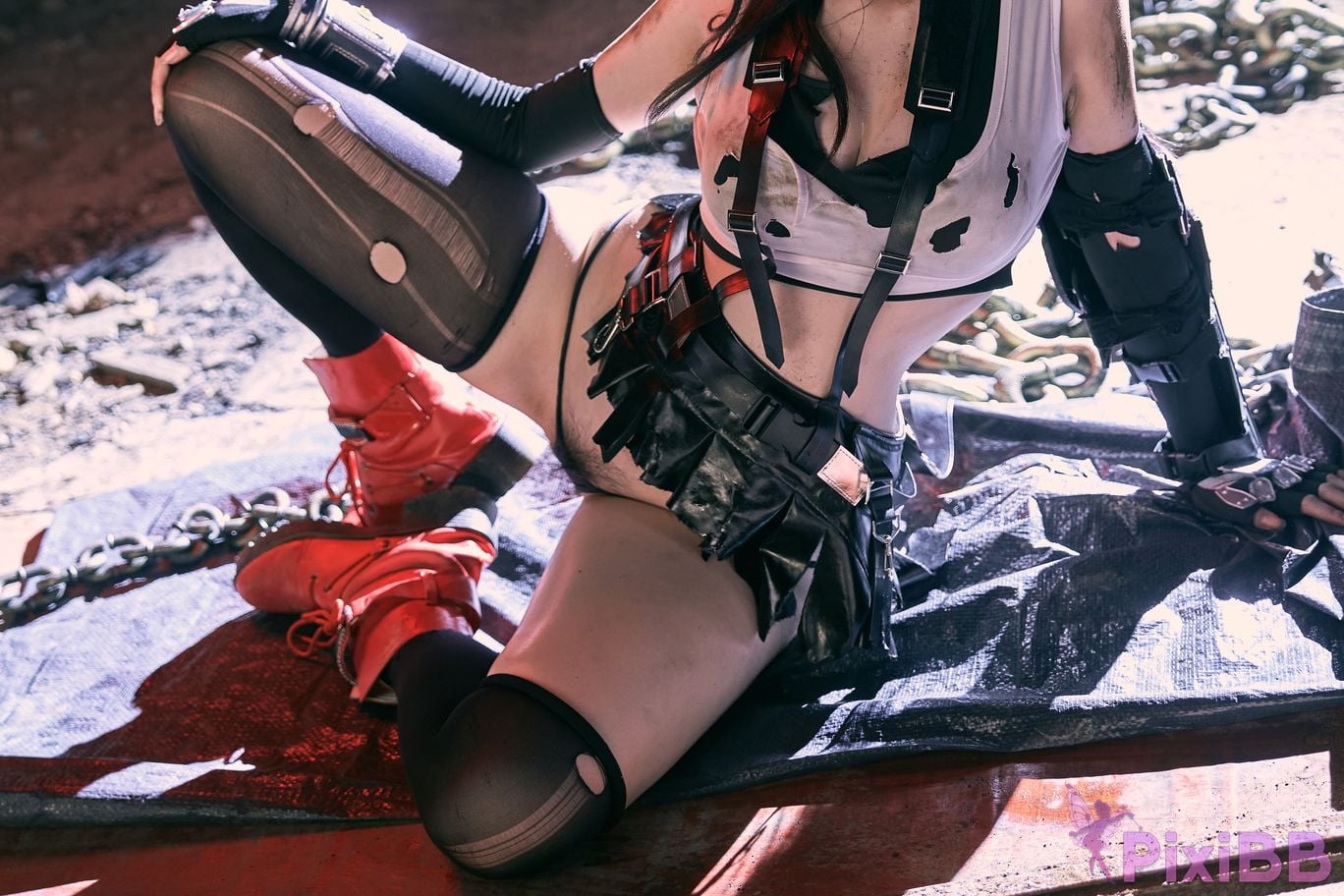 Cosplayer Axun kaOri final fantasy Tifa PixiBB.COM 160