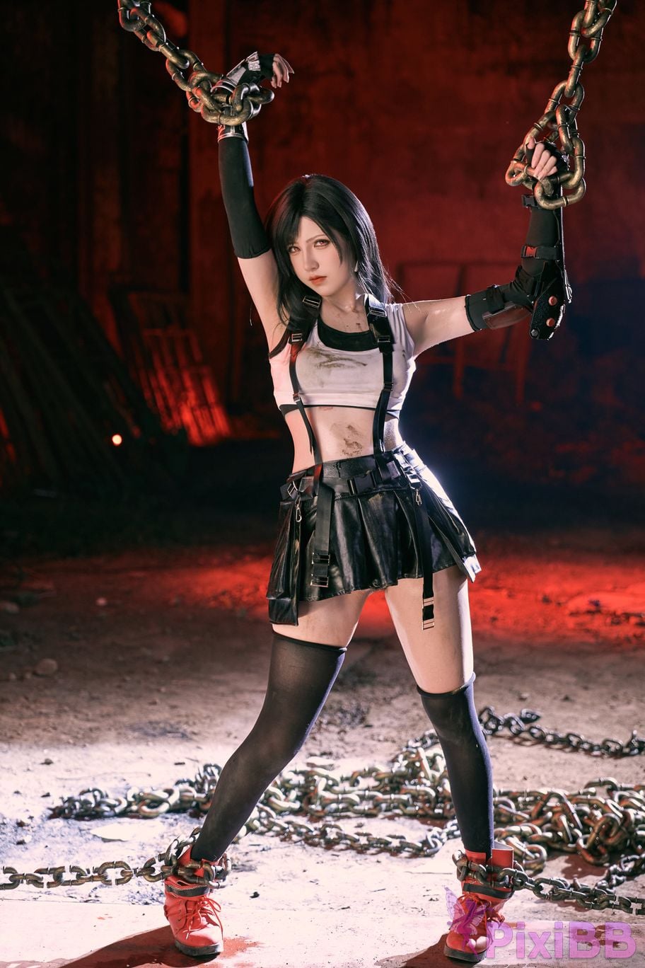Cosplayer Axun kaOri final fantasy Tifa PixiBB.COM 201