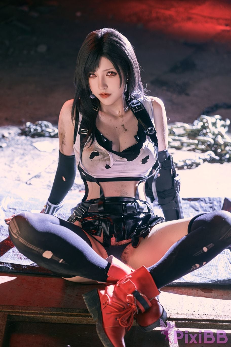 Cosplayer Axun kaOri final fantasy Tifa PixiBB.COM 239